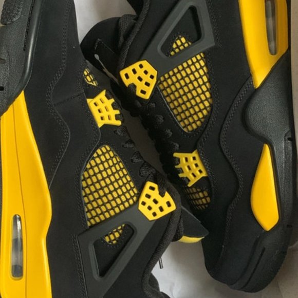 jordan 4 retro thunder